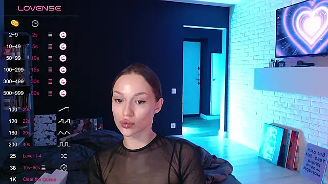 Jade Amore online show from March 11, 2026, 4:02 pm