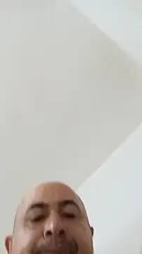 Snapshot of manuelHCK chatting on June 19, 2026, 1:59 pm manuelHCK online show from June 19, 2026, 1:59 pm