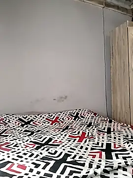 Snapshot of CrazyDickasss chatting on February 26, 2026, 6:01 am CrazyDickasss online show from February 26, 2026, 6:01 am