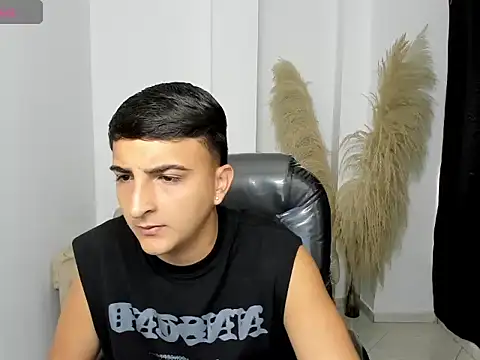 Snapshot of oliver_kooper21 chatting on February 25, 2026, 12:48 pm oliver kooper21 online show from February 25, 2026, 12:48 pm