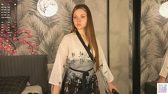 HinaVibe online show from May 20, 2026, 11:44 pm