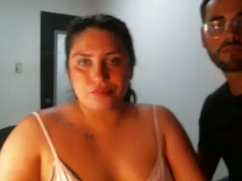 lia and cris online show from February 24, 2026, 1:47 am