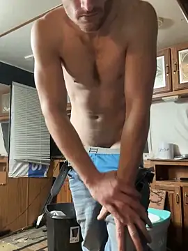 Snapshot of Aarondeweese27 chatting on February 25, 2026, 11:58 pm Aarondeweese27 online show from February 25, 2026, 11:58 pm