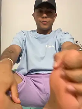 nuttocatt online show from February 25, 2026, 2:54 am