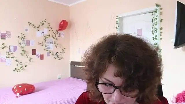 Miss Amberr online show from April 14, 2026, 4:51 am