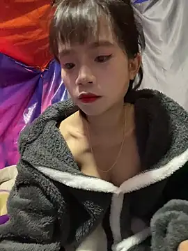 bimbim-bup online show from March 12, 2026, 3:56 am