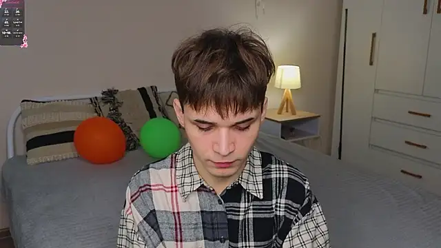 nixyasebe online show from March 24, 2026, 5:12 am