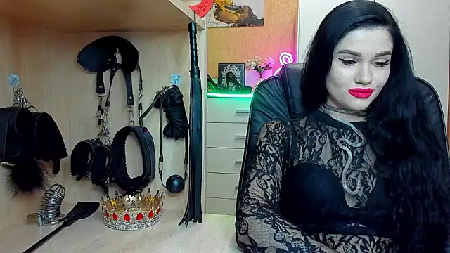 KristiTopxx online show from April 7, 2026, 6:52 pm