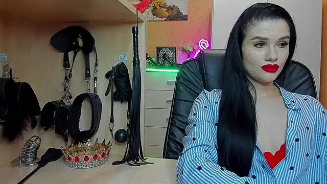 KristiTopxx online show from May 18, 2026, 6:03 pm