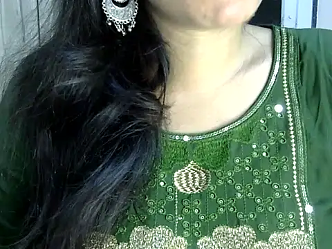 Neha Sharma2 online show from April 5, 2026, 1:52 pm