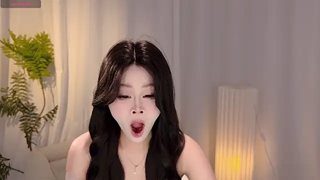 Snapshot of ruirui-9527 chatting on February 24, 2026, 1:31 pm ruirui-9527 online show from February 24, 2026, 1:31 pm