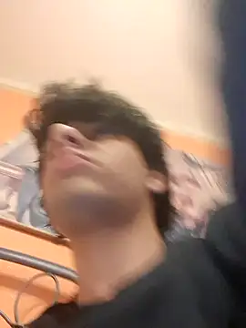 ilcazzone32 online show from March 11, 2026, 9:54 pm