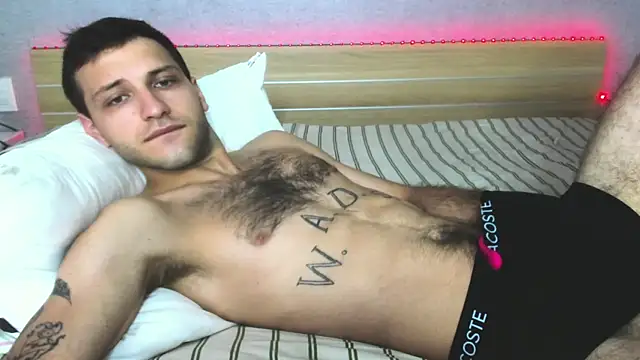 DarkRogue19 online show from April 9, 2026, 5:18 am