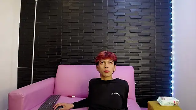 DanteLux online show from March 4, 2026, 2:34 pm