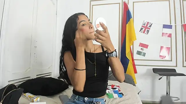 Snapshot of emily_gaviria1 chatting on June 16, 2026, 1:47 pm emily gaviria1 online show from June 16, 2026, 1:47 pm