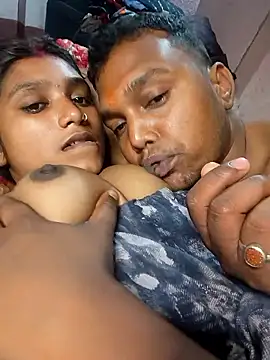 HOT MISSLINA online show from April 2, 2026, 8:39 pm