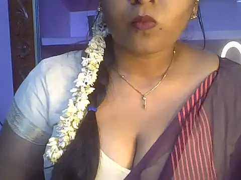 Snapshot of Tamil_Kuttyma chatting on July 4, 2026, 5:08 pm Tamil Kuttyma online show from July 4, 2026, 5:08 pm