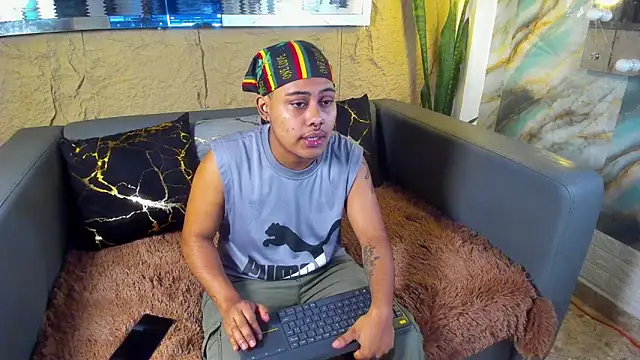 Noha  scott online show from April 11, 2026, 2:54 pm