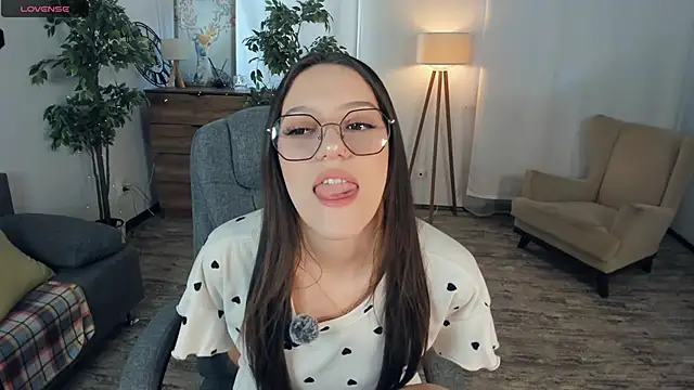 Snapshot of SammieMir chatting on March 23, 2026, 7:12 am SammieMir online show from March 23, 2026, 7:12 am