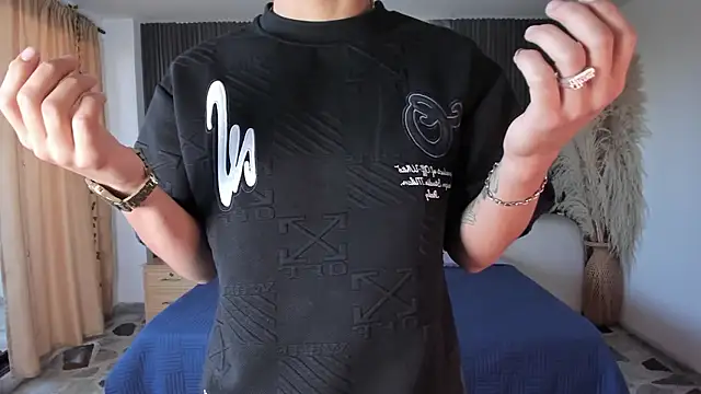 Snapshot of DylanRoyce_ chatting on March 19, 2026, 12:20 pm DylanRoyce online show from March 19, 2026, 12:20 pm