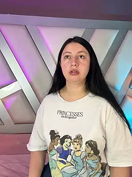 Ashleeyprincess01 online show from August 4, 2026, 1:36 pm