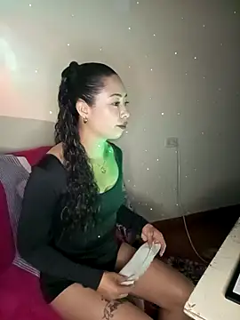 Snapshot of lina_luxe_ chatting on February 25, 2026, 11:14 pm lina luxe online show from February 25, 2026, 11:14 pm