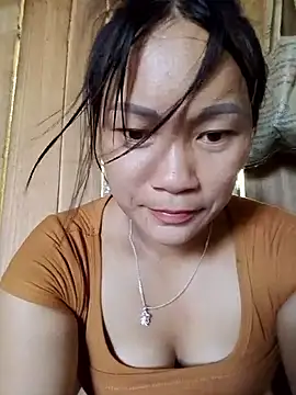 mami-rubi online show from May 26, 2026, 8:32 am