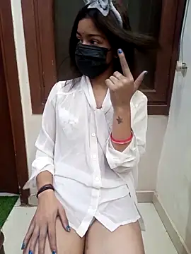 Sexy aakansha online show from March 5, 2026, 6:31 am