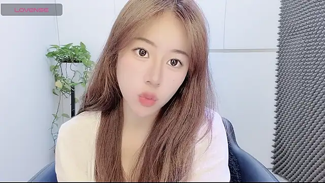 Snapshot of Baixi-01 chatting on July 1, 2026, 4:25 am Baixi-01 online show from July 1, 2026, 4:25 am