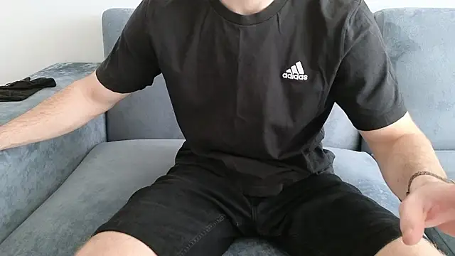 chantatummm online show from March 15, 2026, 12:55 pm