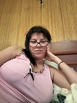 expensive lady online show from April 5, 2026, 7:22 pm