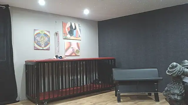 meesteresTirza online show from March 1, 2026, 12:51 pm