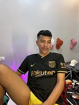 asian darlingcummersxXx online show from April 17, 2026, 3:15 pm