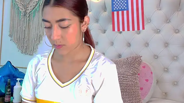 Snapshot of Sara_funy chatting on June 17, 2026, 11:34 am Sara funy online show from June 17, 2026, 11:34 am