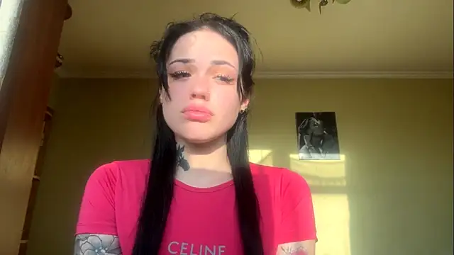 Jennifer anniston online show from March 12, 2026, 2:34 pm