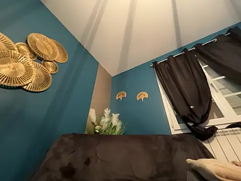 Snapshot of DarkEmy chatting on February 25, 2026, 10:03 am DarkEmy online show from February 25, 2026, 10:03 am