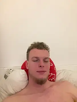 Snapshot of Dencchikk22 chatting on February 25, 2026, 11:03 pm Dencchikk22 online show from February 25, 2026, 11:03 pm