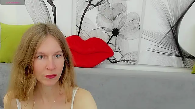 Mira XOo online show from April 9, 2026, 2:00 pm