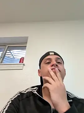 Snapshot of loko22_223 chatting on February 25, 2026, 4:27 pm loko22 223 online show from February 25, 2026, 4:27 pm