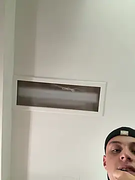 Snapshot of loko22_223 chatting on February 26, 2026, 5:12 pm loko22 223 online show from February 26, 2026, 5:12 pm