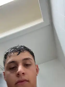 Snapshot of loko22_223 chatting on March 1, 2026, 2:46 am loko22 223 online show from March 1, 2026, 2:46 am