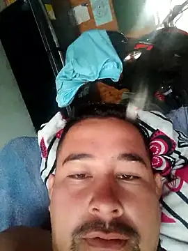 Snapshot of stivengaviria chatting on March 2, 2026, 1:40 pm stivengaviria online show from March 2, 2026, 1:40 pm