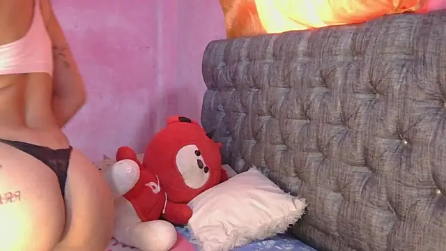 mia luna88 online show from February 28, 2026, 8:54 pm