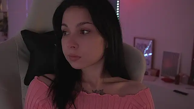 Akaruiiii online show from April 2, 2026, 3:15 am