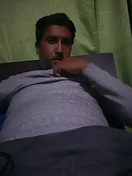 BRAD MATURE online show from April 1, 2026, 2:34 am