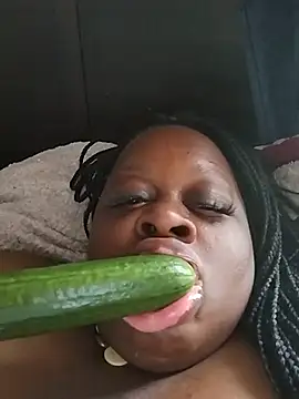 Pinkchocolatebbw online show from May 22, 2026, 6:24 pm