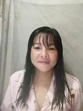 rinrin7700 online show from April 4, 2026, 1:08 pm