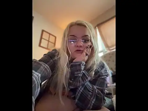 DaddysLakieBaby online show from July 7, 2026, 11:47 am