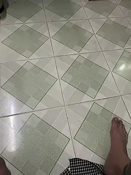 yuici79 online show from February 28, 2026, 4:08 pm