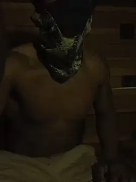 EricSwainn901 online show from April 12, 2026, 3:00 am